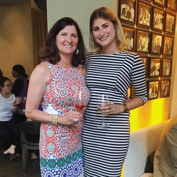 Meet your Posher, Amanda - Picture 1 of 1